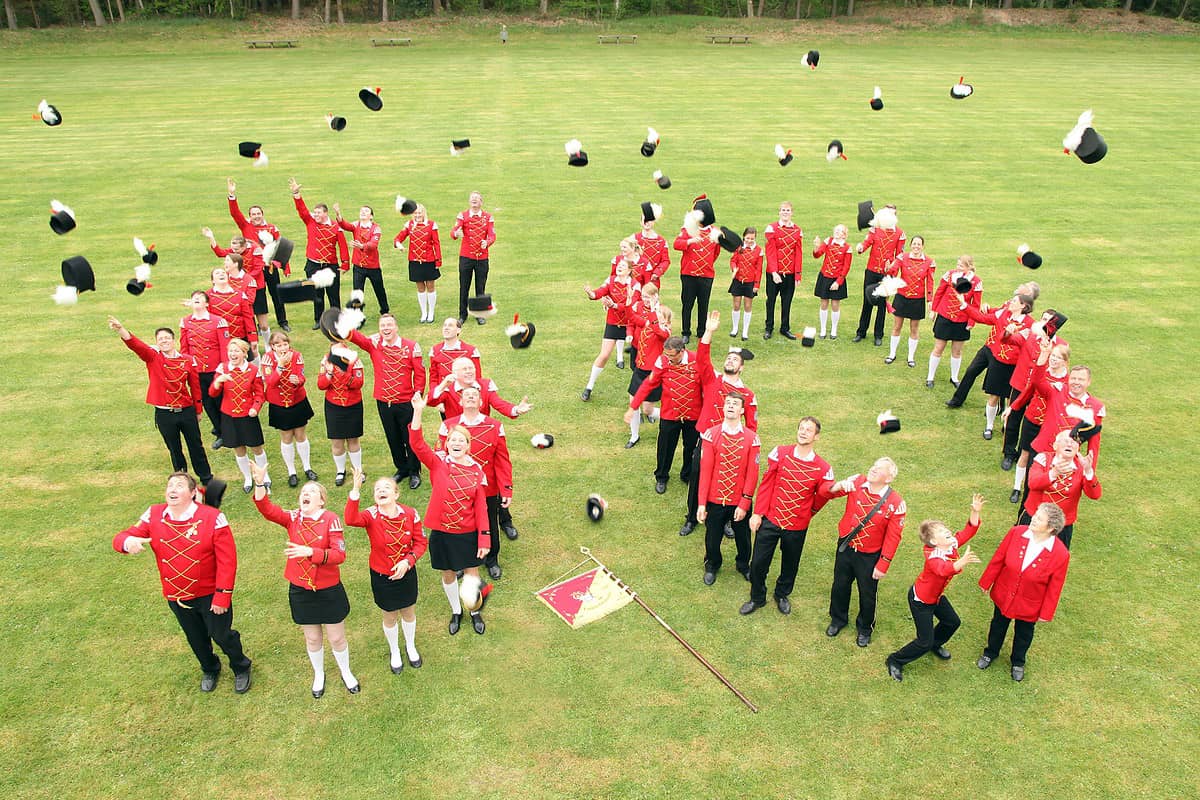 Gruppenfoto Spielmanns- und Fanfarenzug "Rote Funken" Ostervesede